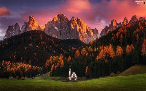 Massif Odle Forest Great Sunsets Val Di Funes Valley Church Of St