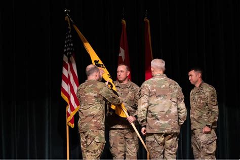 4th Brigade Us Army Cadet Command Welcomes New Leader Article