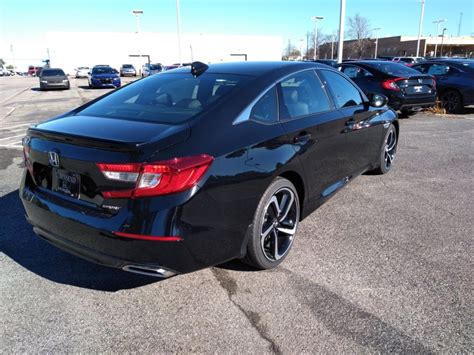 † limited time lease offers provided through honda financial services (hfs), on approved credit, on qualifying new and previously unregistered 2020 honda accord sedan lx models. New 2020 Honda Accord Sport 1.5T