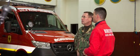Bombeiros Voluntários De Vila Real Cruz Verde Visita De Trabalho Do Comandante Operacional