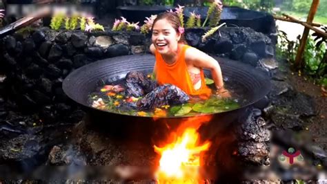 Tourism Amazing Filipino Cannibals Live Big Pot An Hour S Drive From