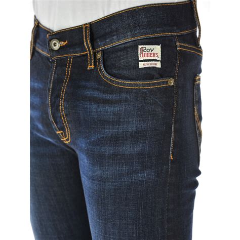 This five pocket style has a high waist and narrow leg. Roy Rogers - Jeans uomo PF18 slim fit Denim - Jeans ...