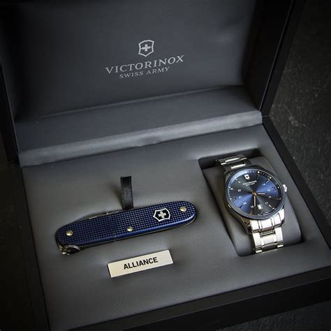 Victorinox Swiss Army Alliance Watch And Pioneer Knife T Set For Men My Xxx Hot Girl