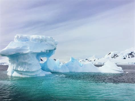 Icebergs Antactica 4k Wallpaper