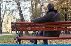 bench senior parco sitzt ritratto pensive elderly siede alter relaxing nachdenklicher hand
