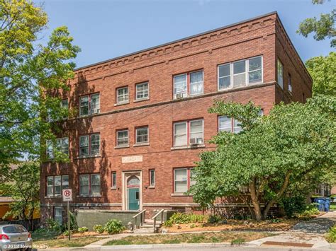 1801 Pleasant St, Des Moines, IA 50314 | Trulia