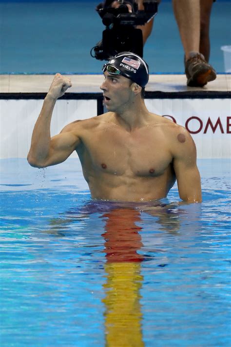 Popular Brazilian Swimmer On Michael Phelps Dont Mess With The King