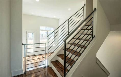 Modern Metal Stair Railing With Wood Steps Interior Stair Railing