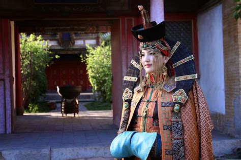 Tugsuu Idersaikhan Is Miss Earth Mongolia 2014 Miss World Winners
