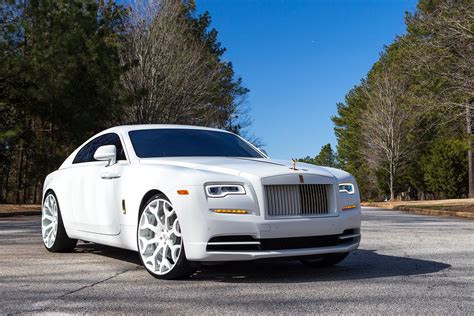 White On White Bespoke Rolls Royce Wraith Rolls Royce Wraith Luxury