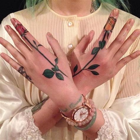 Instagram Photo By Zihwa Nov 9 2016 At 734 Pm Hand Tattoos