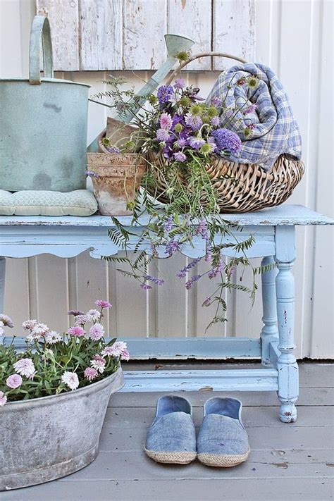 25 Diy Decorating Ideas To Spring Up Your Front Porch