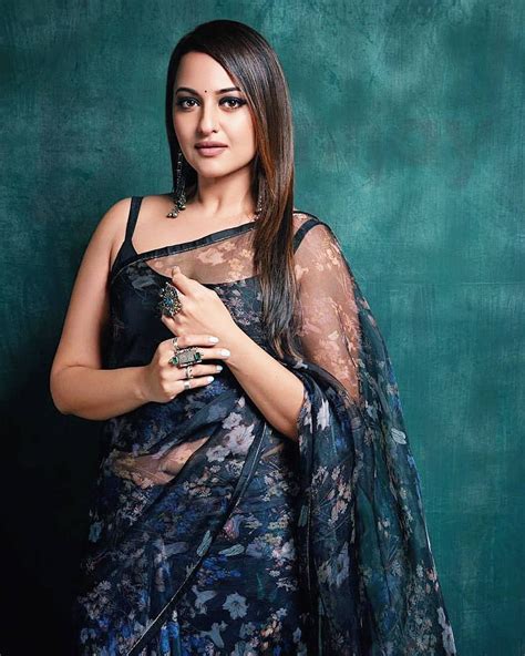 Bollywood Designer Sarees Bollywood Saree Bollywood Fashion Bollywood Actress Bengali Saree
