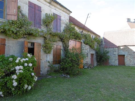 Plus chède de 14' par 11' pour ranger le bois. maison fermette: Maison à vendre