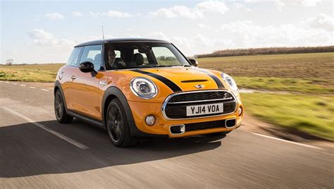 New Mini Is Car Of The Year As Jaguar F Type Mclaren And Qashqai Also