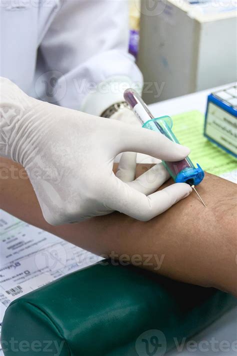 Blood Extraction 956501 Stock Photo At Vecteezy