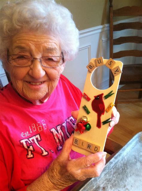 31 Recomended Christmas Crafts For Seniors With Dementia For Christmas