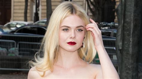 Elle Fanning Nude Fakes Tumblr Free Sex Photos And Porn Images At