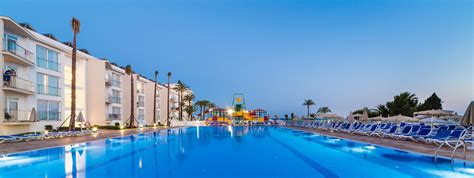 Globales Playa Estepona Estepona Hotels In Costa Del Sol Mercury