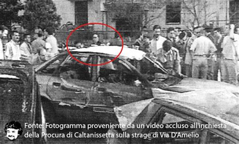 L'autostrada a29 subito dopo l'attentato. Chi era l'uomo dell' Agenda Rossa? | Stato Quotidiano