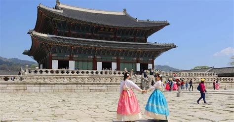 Thanks for the support!) how to get to gyeongbokgung palace. Gyeongbokgung Palace, Cheong Wa Dae, and Namsangol Hanok ...
