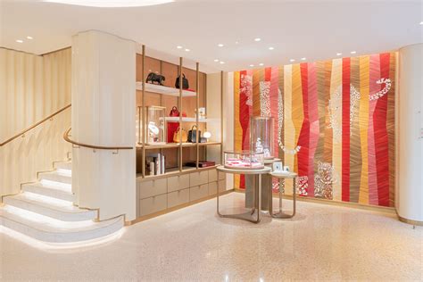 Cartier Debuts New Paris Concept Boutique Adds New Vintage Option
