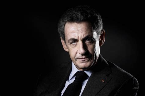From hungarian descent, he was elected on his pledge to sweep off the scums, meaning the muslim population that france has piled. Nicolas Sarkozy invité du «20 heures» de TF1 après sa mise ...