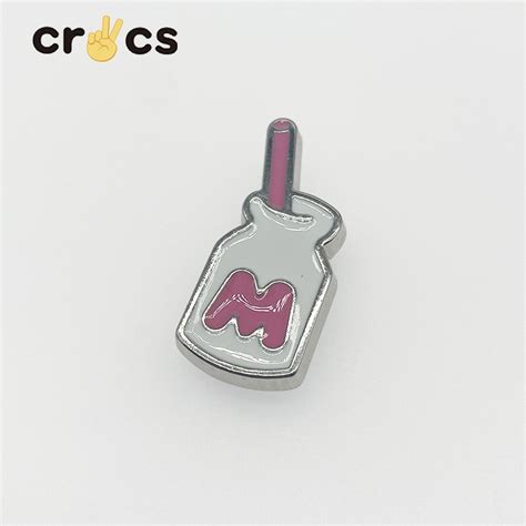 Crocs Jibbitz Charms หัวเข็มขัดโลหะ คุณภาพสูง รูปรองเท้าคิตตี้ ดอกไม้