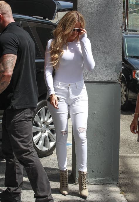 Dont Be Afraid To Style White Jeans With A Matching Long Sleeved Shirt