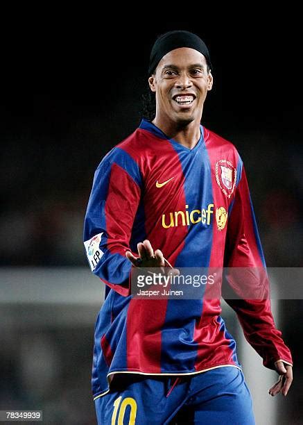 Fc Barcelona Ronaldinho Photos And Premium High Res Pictures Getty Images