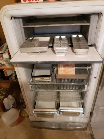 It's like it lived in a little time capsule. 1950 GM Frigidaire - Refrigerators for sale - Show Ad ...