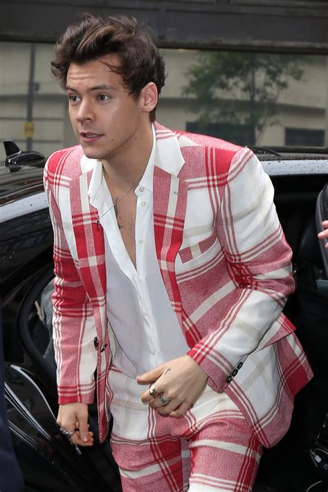 Sexy Harry Styles Pictures Popsugar Celebrity Photo 55