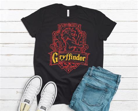 Kids Gryffindor Shirt Harry Potter Fan Shirt Gryffindor Etsy