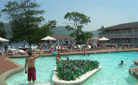 Georgian Lakeside Resort In Lake George Ny