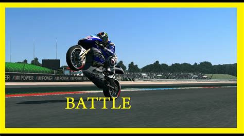 Yamaha Yzr M1 Vs Yamaha Yzf R1 Youtube