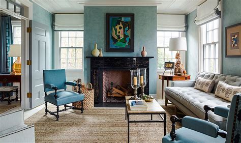 8 Top Interior Designers Share Their Favorite Blue Paint