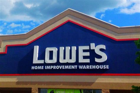 Dozens Of Lowes And Rona Stores Closing In Canada