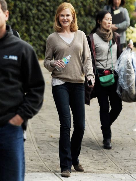 Nicole Kidman Spotted On The Set Of The Secret In Their Eyes Picture 13