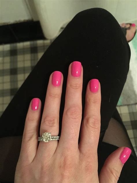 Pin By Kell On Nailed It Dnd Gel Polish Gel Nail Colors Pink Pedicure