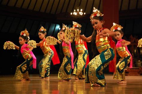 Pengertian Seni Tari Adalah Fungsi Unsur Dan Contoh Lengkap