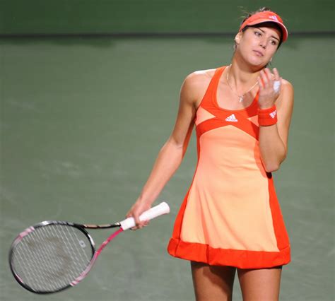 How tall and how much weigh sorana cirstea? All Tennis Players Hd Wallpapers And Many More...