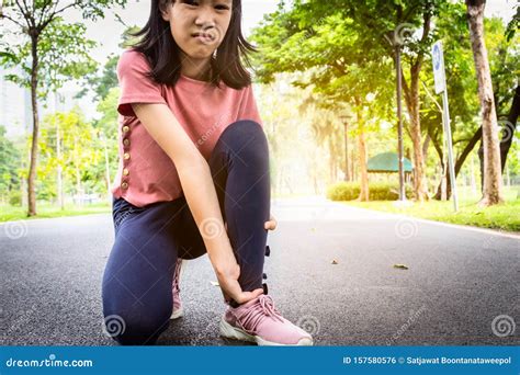 Ankle Sprain Royalty Free Stock Photography 39898019