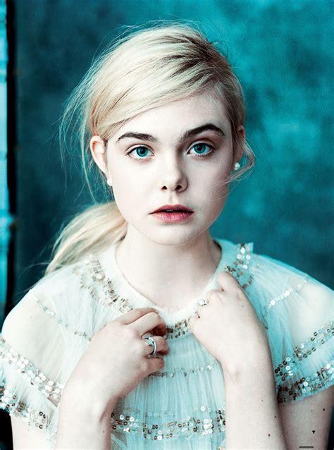 Elle Fanning Photo Gallery High Quality Pics Of Elle Fanning Theplace