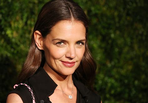 Is Katie Holmes Ok Actress Allegedly Depressed After Money Issues