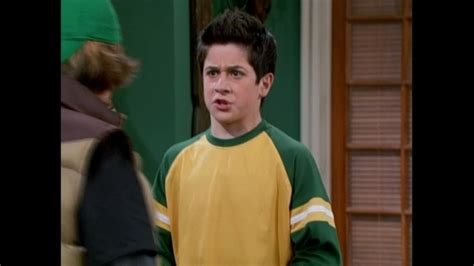 Picture Of David Henrie In That S So Raven Episode Where There S Smoke David Henrie