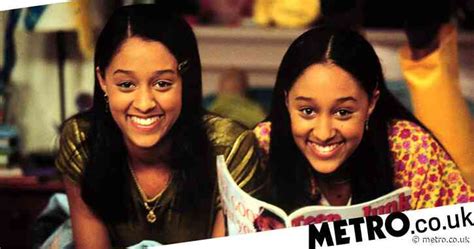 sister sister cast where are tia and tamera mowry now as the show drops on netflix uk news