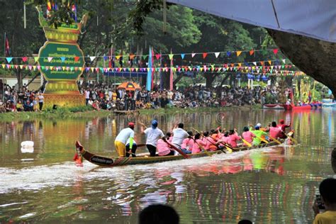 Boat Race Cambodia Water Festival Editorial Stock Photo Image Of