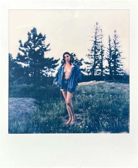 Tits Look Amazing In This Polaroid 😋 Rpolaroidnudes