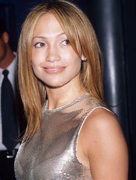 Jennifer Lopez Y Sus 17 Mejores Looks De Belleza En La Década De Los 90