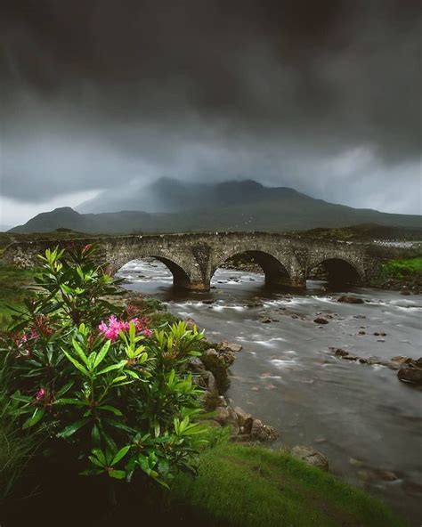 Isle Of Skye Scotland 🏴󠁧󠁢󠁳󠁣󠁴󠁿 On Instagram Select By Mattberthou 📸